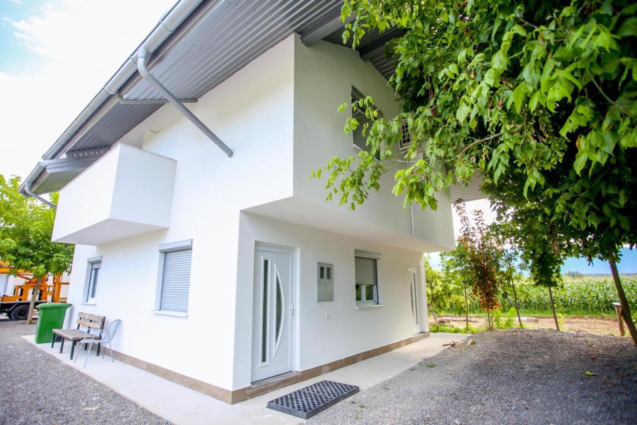 Apartments River Una 5 Bihac Exterior photo