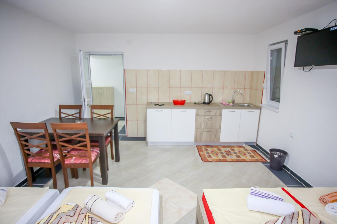 Apartments River Una 5 Bihac Exterior photo