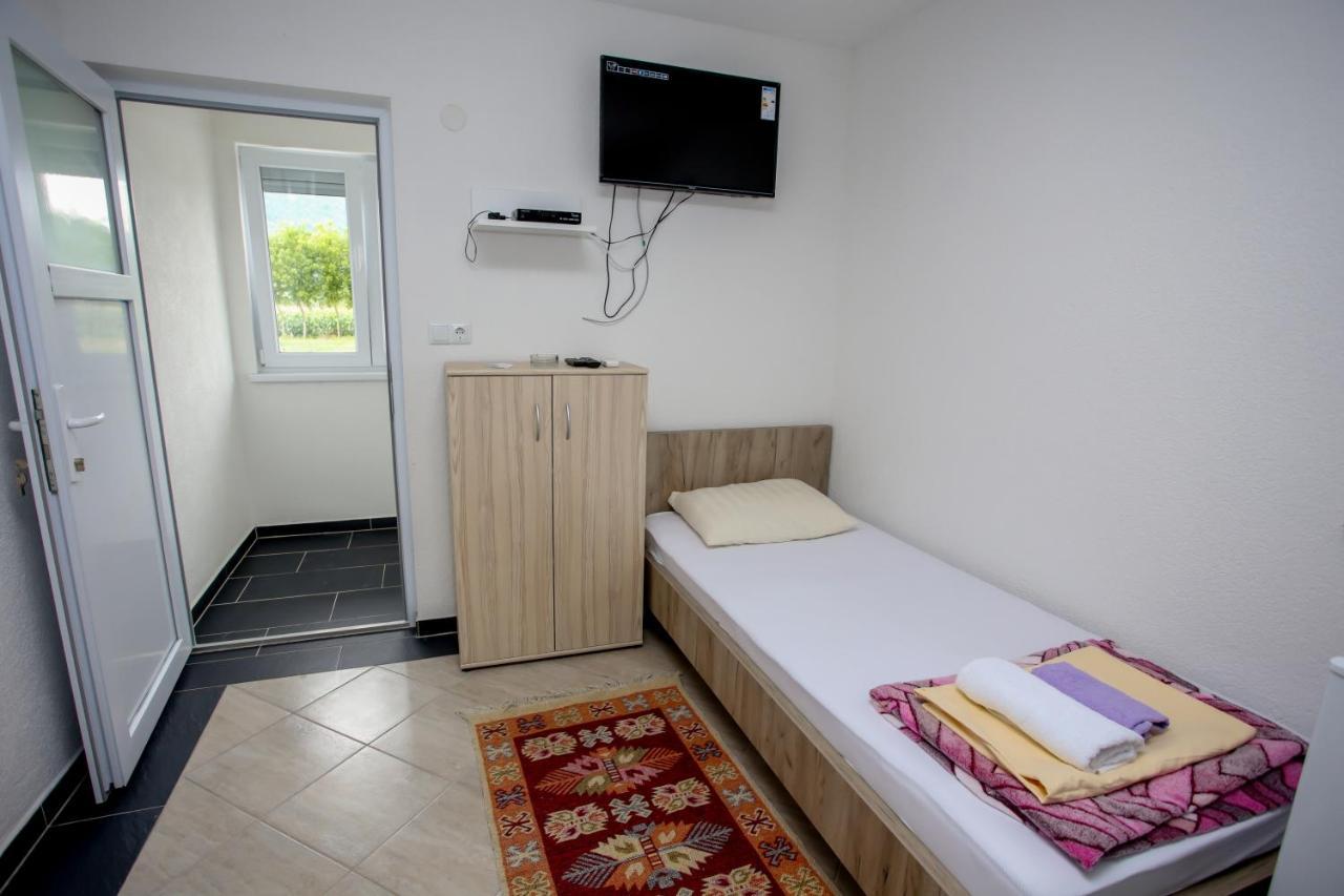 Apartments River Una 5 Bihac Exterior photo