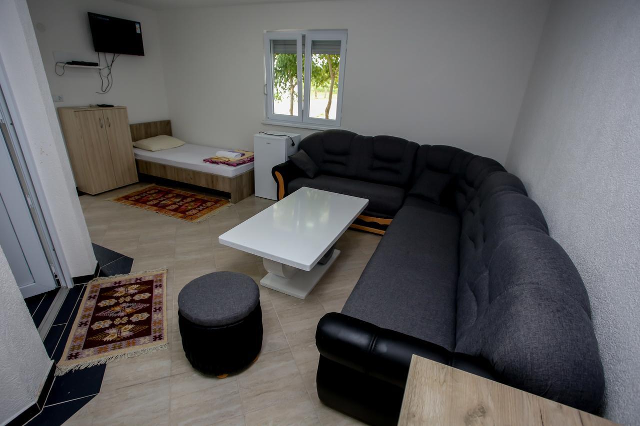 Apartments River Una 5 Bihac Exterior photo