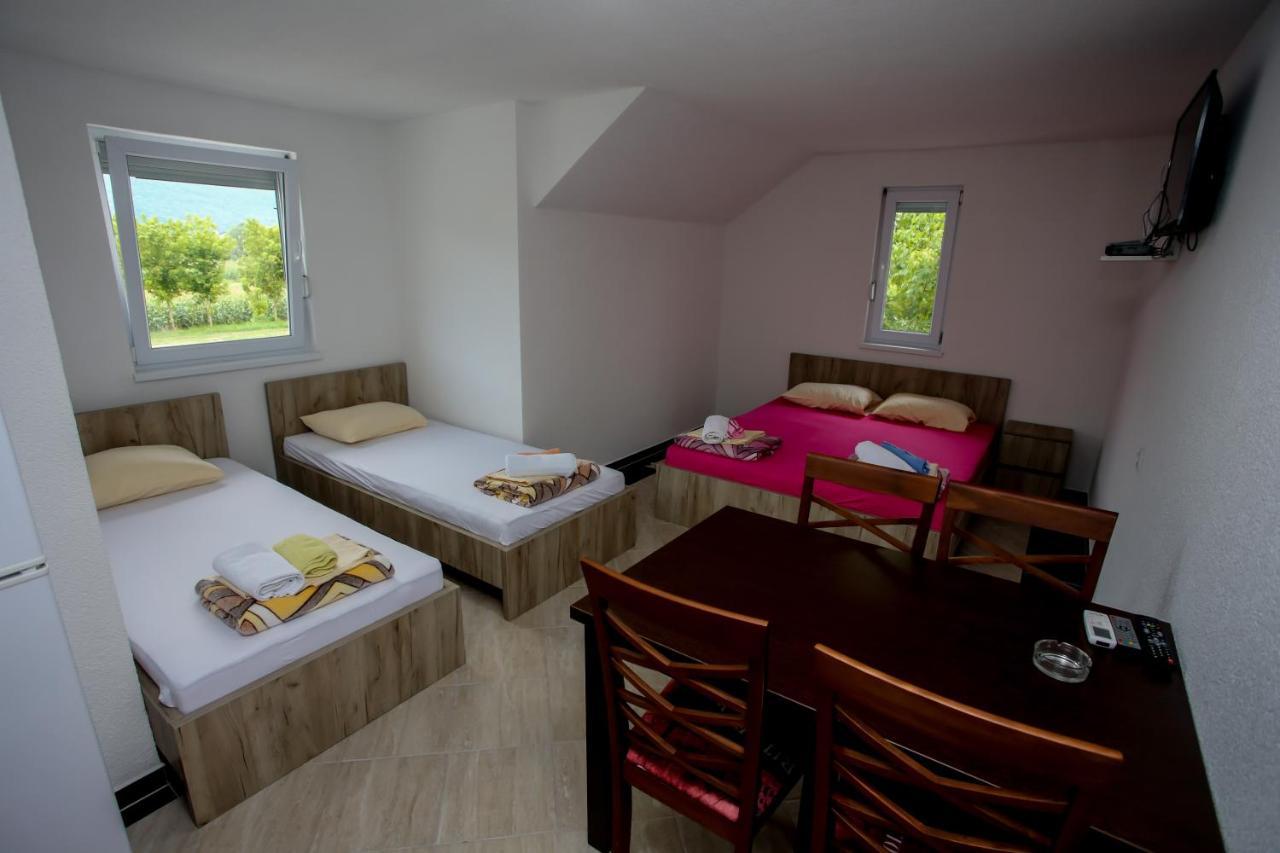Apartments River Una 5 Bihac Exterior photo